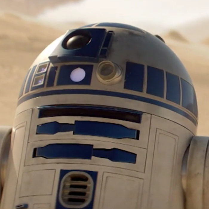 Comercial de empresa mostra C-3PO, R2-D2 e BB-8 juntos!