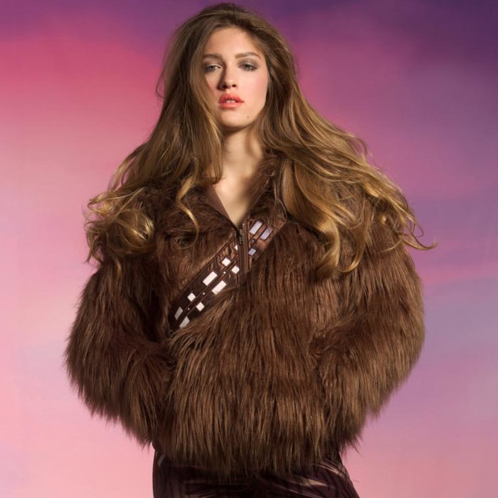 WSTW1364MTN1_I-Am-Chewie-Hoodie_product-view-1000x1000