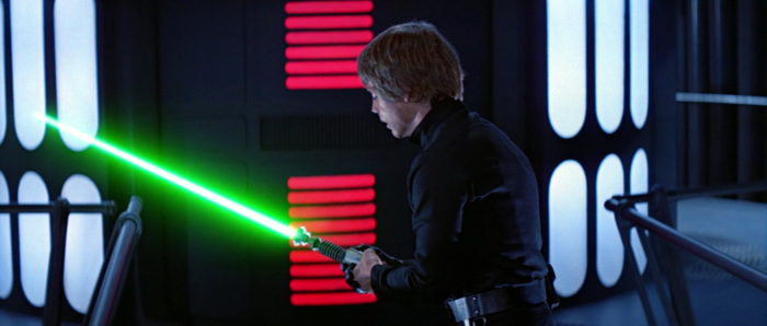 Os Últimos Jedi | A visão de Luke sobre o sabre de luz pode ter mudado, segundo Mark Hamill