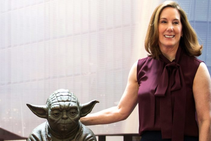 Kathleen Kennedy confirma que ama ouvir feedback dos fãs, mesmo os negativos.