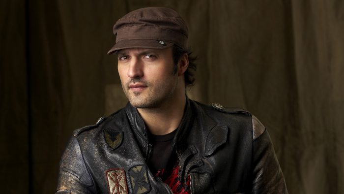 Robert Rodriguez, showrunner da série de Boba Fett, comenta sobre a tecnologia usada em The Mandalorian